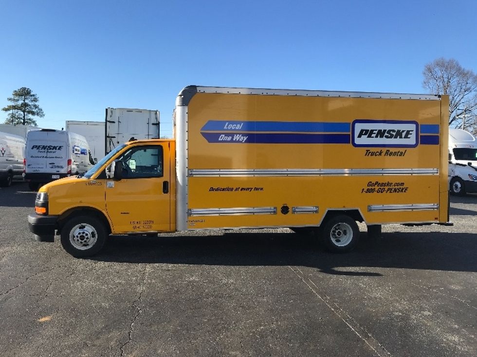 Light Duty Box Truck-Light and Medium Duty Trucks-GMC-2023-Savana G33903-Concord-NC-19,351\n\t\tmiles-$ 50,500 - Image 4