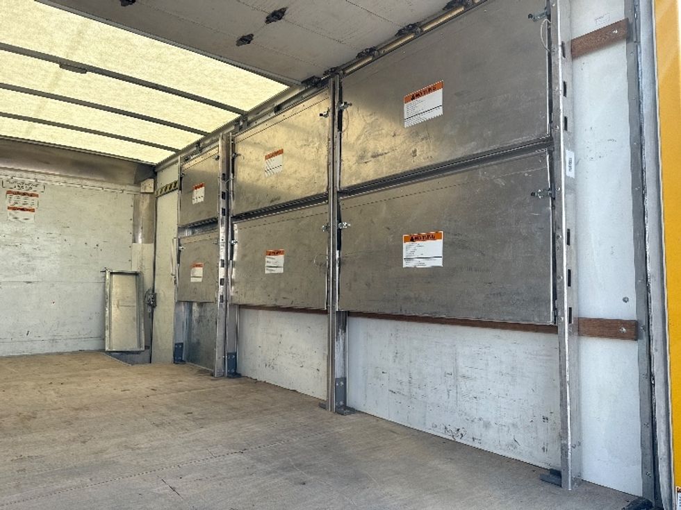 Light Duty Box Truck-Light and Medium Duty Trucks-GMC-2023-Savana G33903-Dallas-TX-65,526\n\t\tmiles-$ 37,500 - Image 11