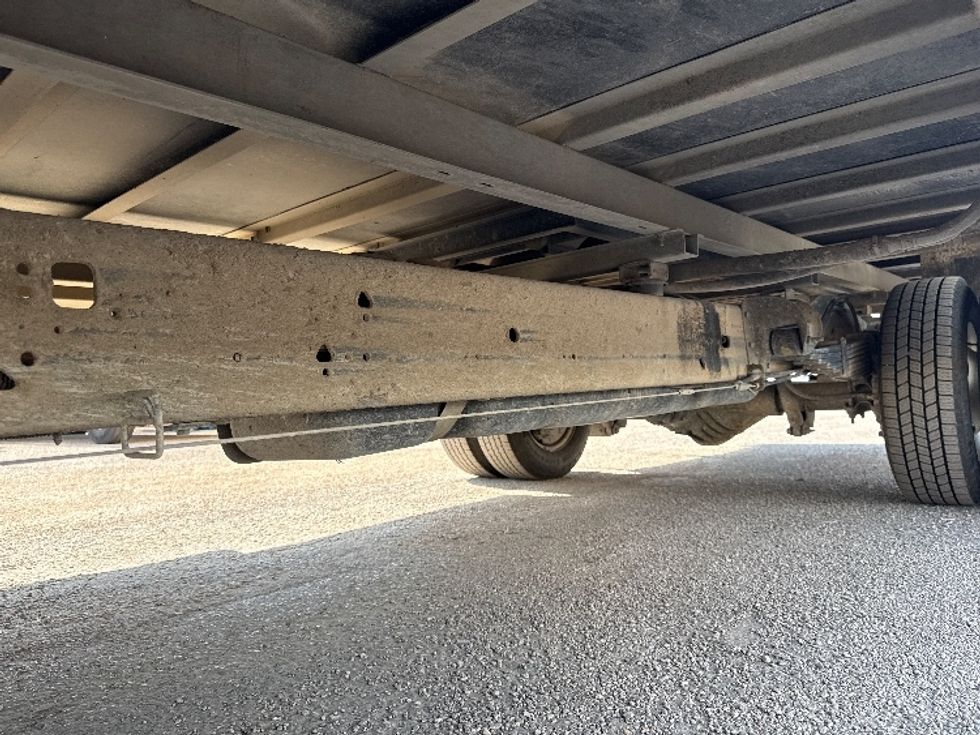 Light Duty Box Truck-Light and Medium Duty Trucks-GMC-2023-Savana G33903-Dallas-TX-65,526\n\t\tmiles-$ 37,500 - Image 5