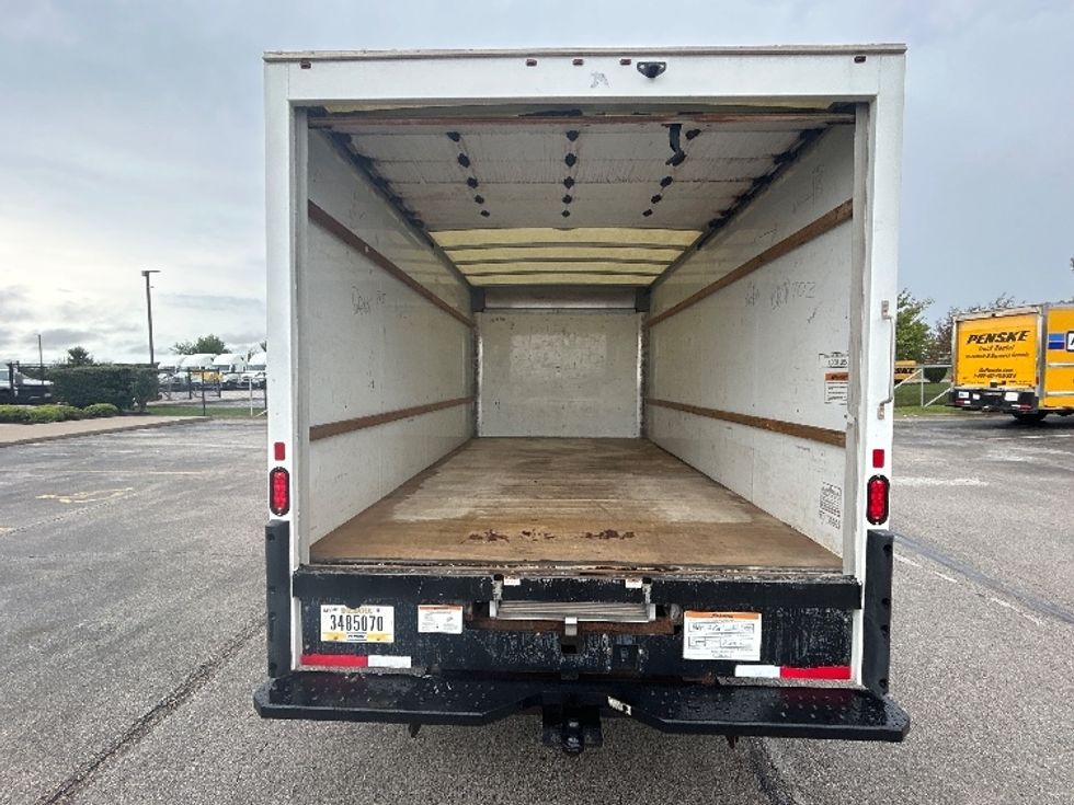 Light Duty Box Truck-Light and Medium Duty Trucks-GMC-2023-Savana G33903-Davenport-IA-80,953\n\t\tmiles-$ 37,750 - Image 8