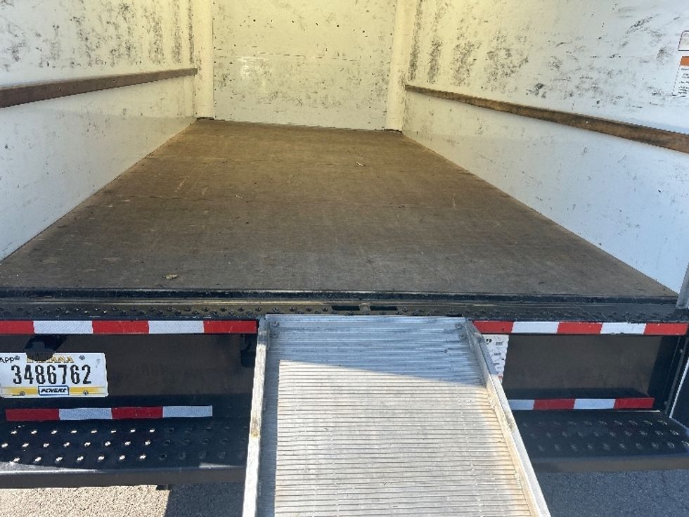 Light Duty Box Truck-Light and Medium Duty Trucks-GMC-2023-Savana G33903-Dayton-OH-107,469\n\t\tmiles-$ 30,750 - Image 10