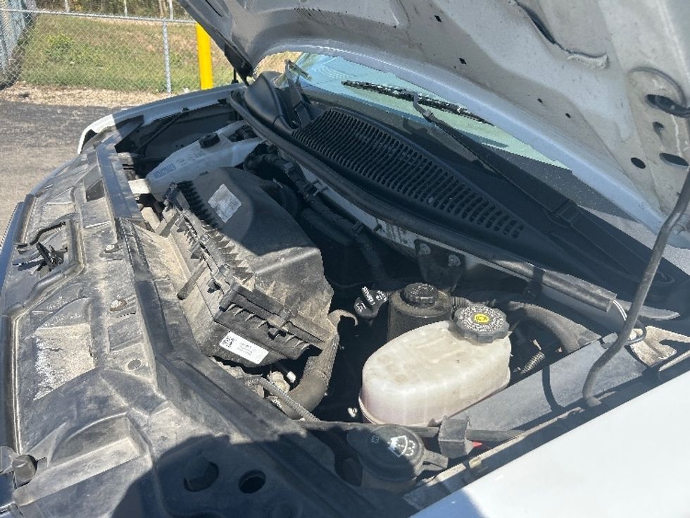 Light Duty Box Truck-Light and Medium Duty Trucks-GMC-2023-Savana G33903-Dayton-OH-107,469\n\t\tmiles-$ 30,750 - Image 24