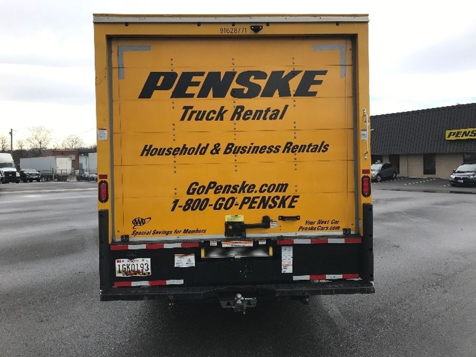 Light Duty Box Truck-Light and Medium Duty Trucks-GMC-2023-Savana G33903-Essex-MD-27,284\n\t\tmiles-$ 42,500 - Image 6