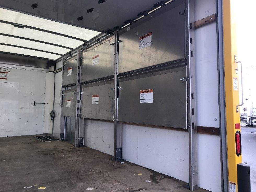 Light Duty Box Truck-Light and Medium Duty Trucks-GMC-2023-Savana G33903-Essex-MD-27,284\n\t\tmiles-$ 42,500 - Image 9