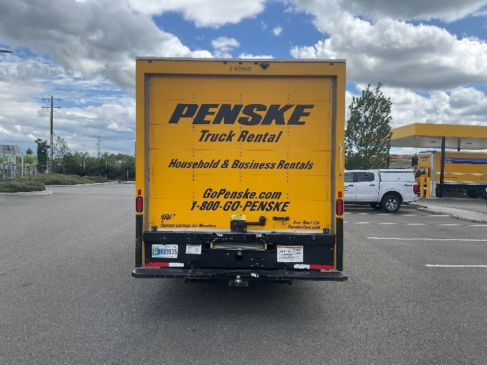 Light Duty Box Truck-Light and Medium Duty Trucks-GMC-2023-Savana G33903-Everett-WA-36,079\n\t\tmiles-$ 38,500 - Image 7