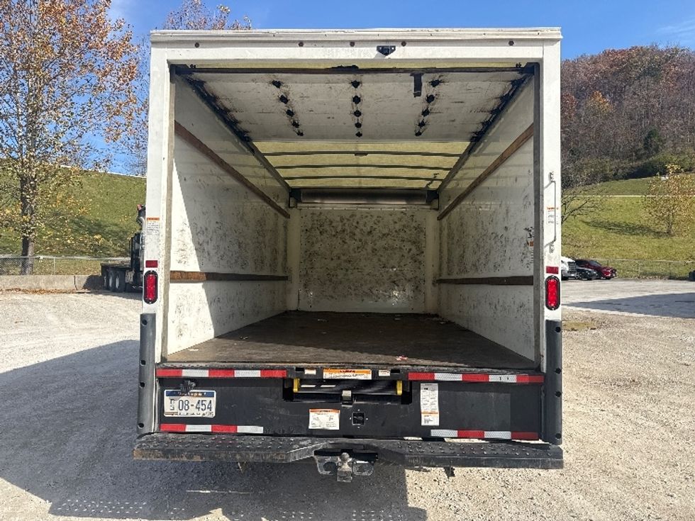 Light Duty Box Truck-Light and Medium Duty Trucks-GMC-2023-Savana G33903-Huntington-WV-175,917\n\t\tmiles-$ 21,500 - Image 9