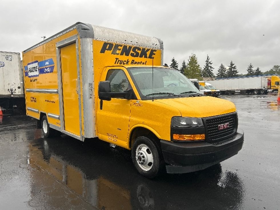 Light Duty Box Truck-Light and Medium Duty Trucks-GMC-2023-Savana G33903-Kent-WA-24,061\n\t\tmiles-$ 40,750 - Image 1