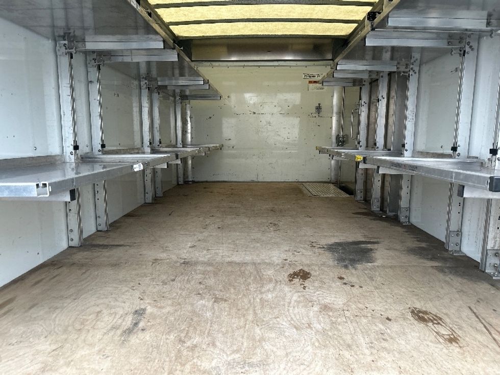 Light Duty Box Truck-Light and Medium Duty Trucks-GMC-2023-Savana G33903-Kent-WA-24,061\n\t\tmiles-$ 40,750 - Image 10