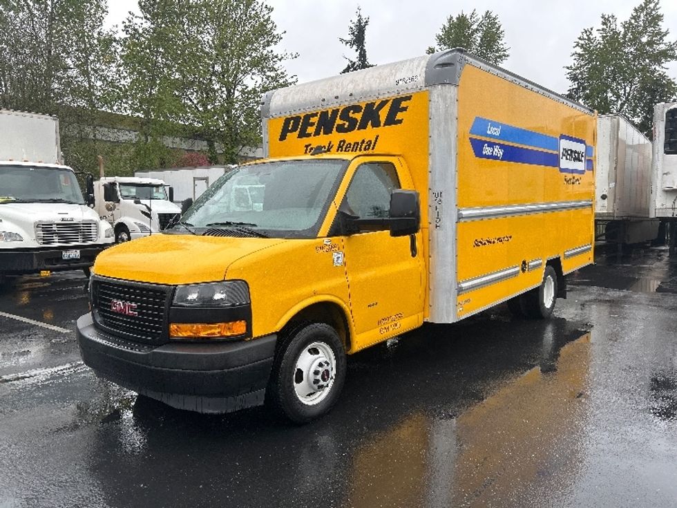 Light Duty Box Truck-Light and Medium Duty Trucks-GMC-2023-Savana G33903-Kent-WA-24,061\n\t\tmiles-$ 40,750 - Image 3