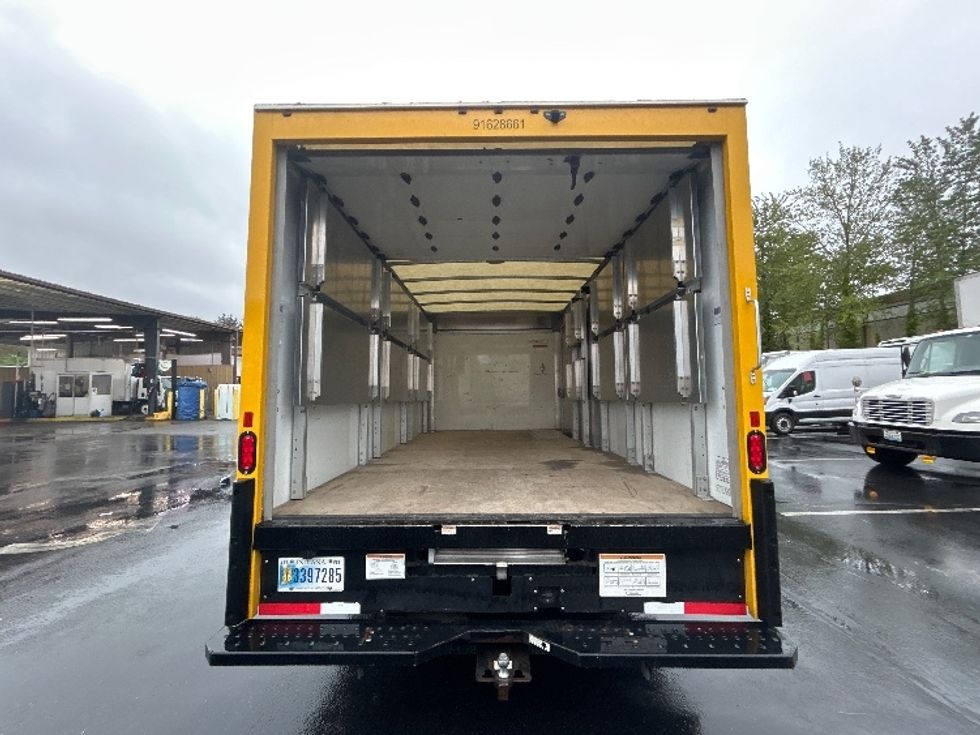 Light Duty Box Truck-Light and Medium Duty Trucks-GMC-2023-Savana G33903-Kent-WA-24,061\n\t\tmiles-$ 40,750 - Image 8