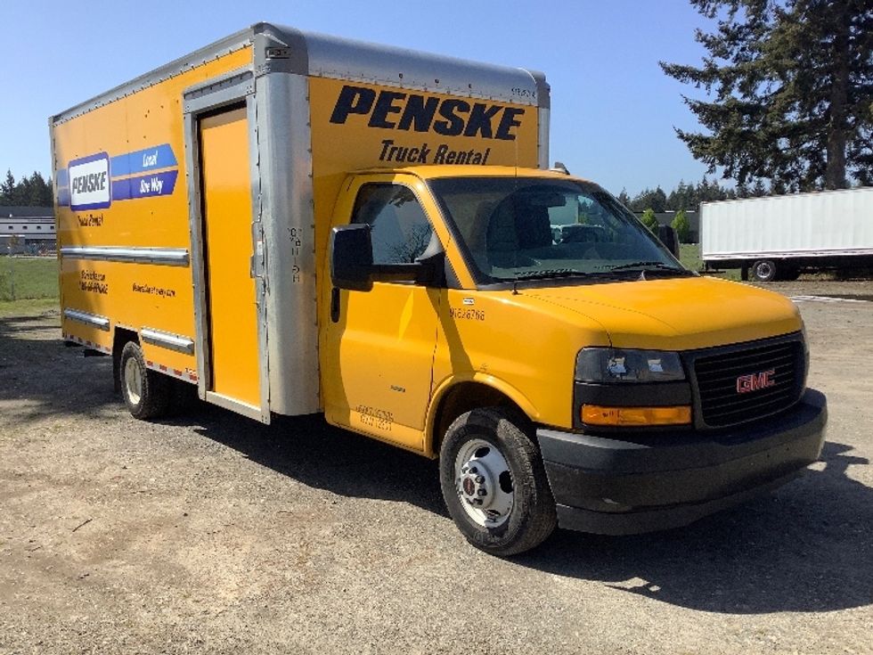 Light Duty Box Truck-Light and Medium Duty Trucks-GMC-2023-Savana G33903-Kent-WA-42,701\n\t\tmiles-$ 35,750 - Image 1