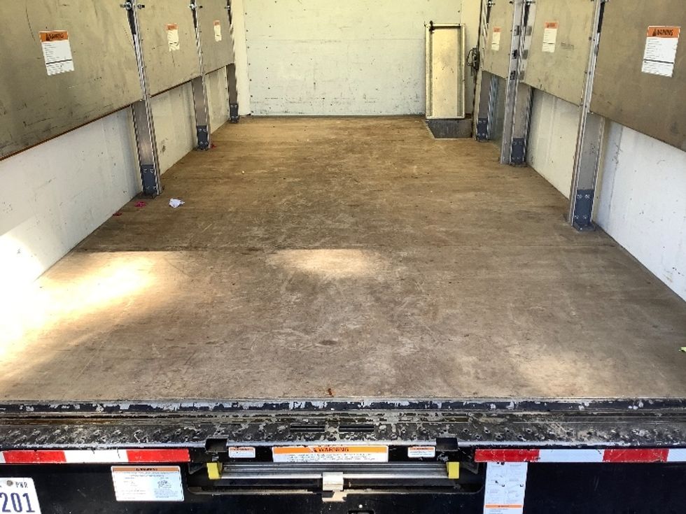 Light Duty Box Truck-Light and Medium Duty Trucks-GMC-2023-Savana G33903-Kent-WA-42,701\n\t\tmiles-$ 35,750 - Image 10