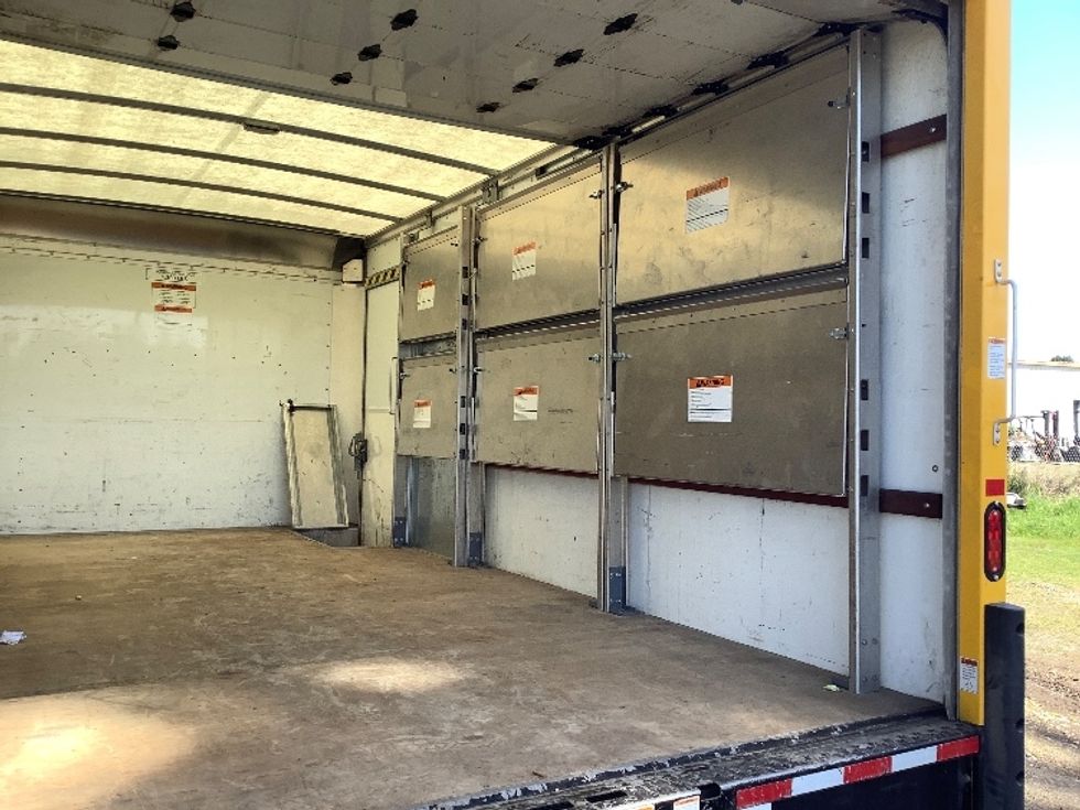 Light Duty Box Truck-Light and Medium Duty Trucks-GMC-2023-Savana G33903-Kent-WA-42,701\n\t\tmiles-$ 35,750 - Image 12