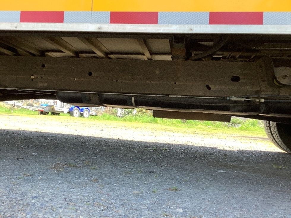 Light Duty Box Truck-Light and Medium Duty Trucks-GMC-2023-Savana G33903-Kent-WA-42,701\n\t\tmiles-$ 35,750 - Image 5