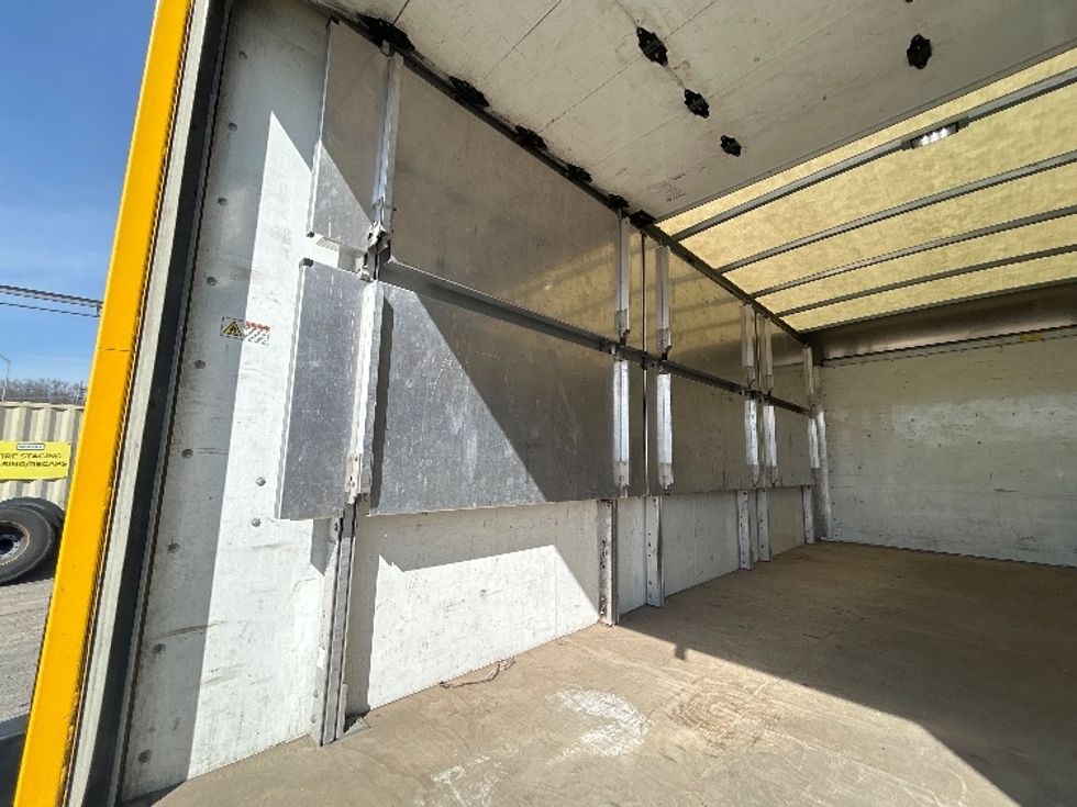 Light Duty Box Truck-Light and Medium Duty Trucks-GMC-2023-Savana G33903-La Porte-IN-48,006\n\t\tmiles-$ 39,000 - Image 11