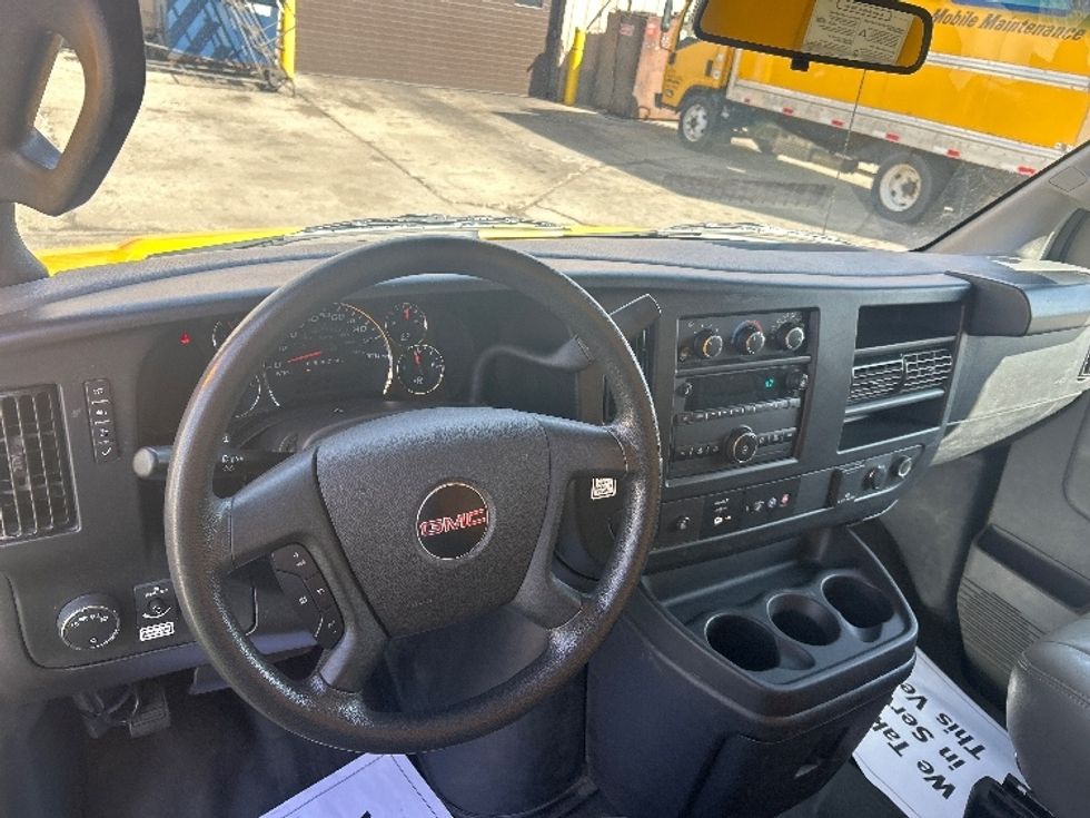 Light Duty Box Truck-Light and Medium Duty Trucks-GMC-2023-Savana G33903-La Porte-IN-48,006\n\t\tmiles-$ 39,000 - Image 17