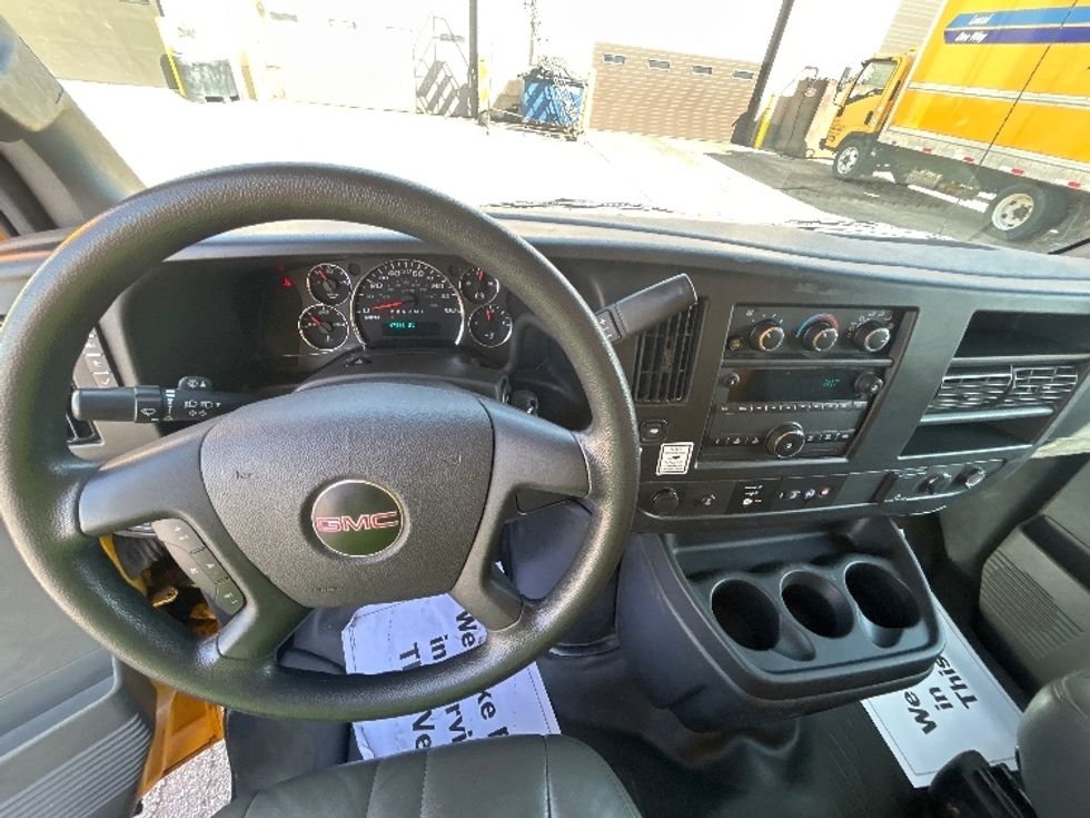 Light Duty Box Truck-Light and Medium Duty Trucks-GMC-2023-Savana G33903-La Porte-IN-48,006\n\t\tmiles-$ 39,000 - Image 18