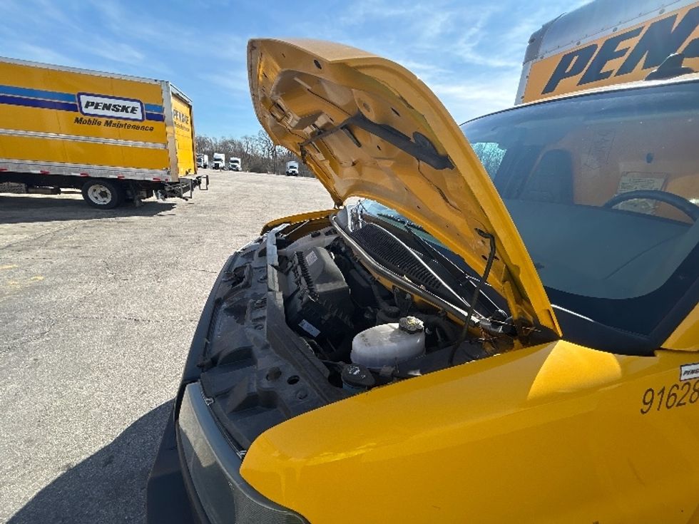 Light Duty Box Truck-Light and Medium Duty Trucks-GMC-2023-Savana G33903-La Porte-IN-48,006\n\t\tmiles-$ 39,000 - Image 24