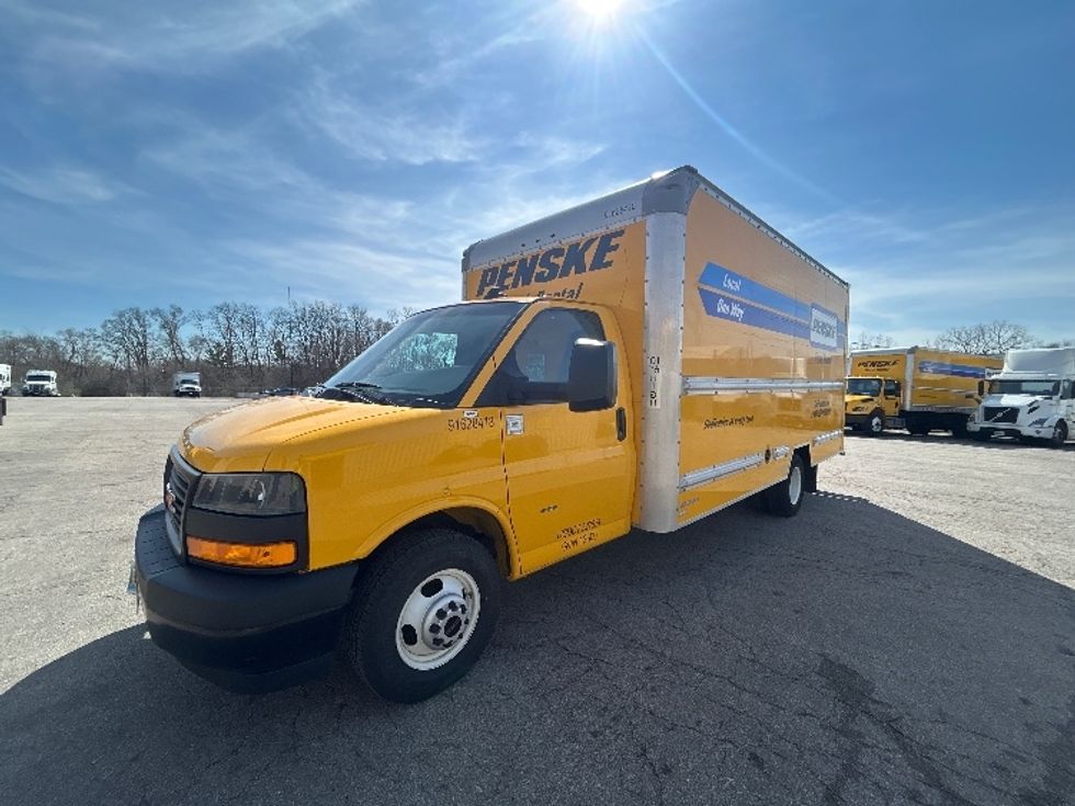 Light Duty Box Truck-Light and Medium Duty Trucks-GMC-2023-Savana G33903-La Porte-IN-48,006\n\t\tmiles-$ 39,000 - Image 3