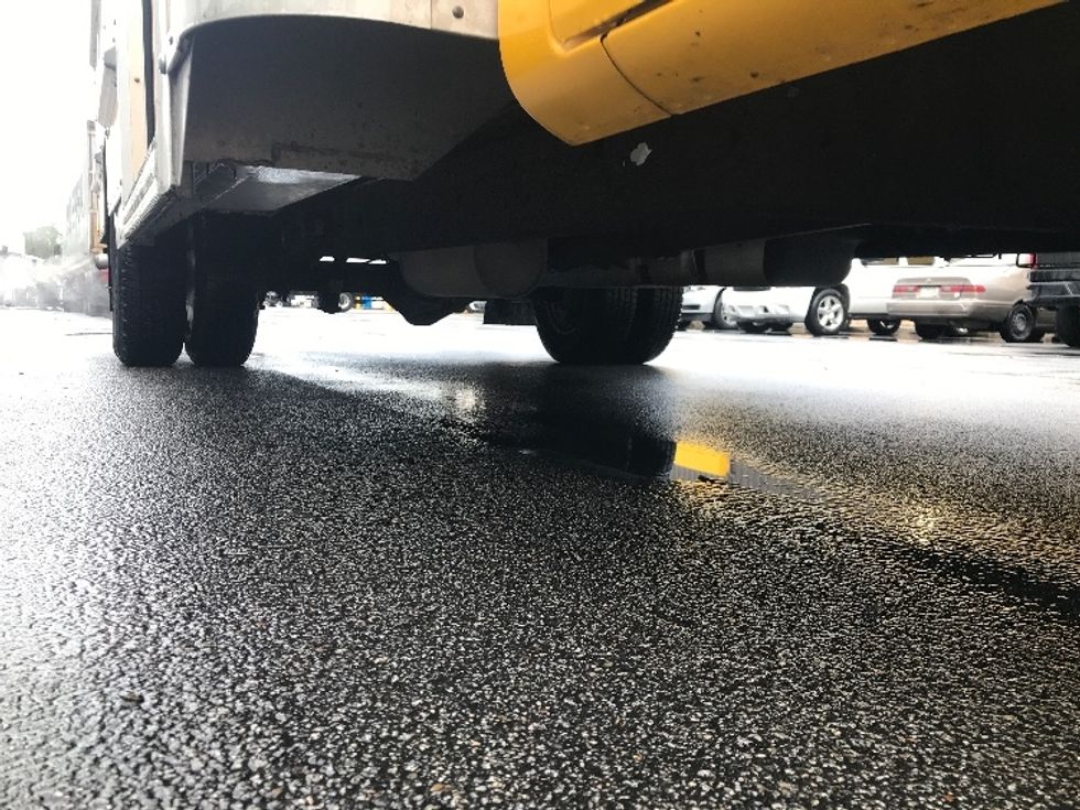 Light Duty Box Truck-Light and Medium Duty Trucks-GMC-2023-Savana G33903-Ladson-SC-22,727\n\t\tmiles-$ 47,000 - Image 13