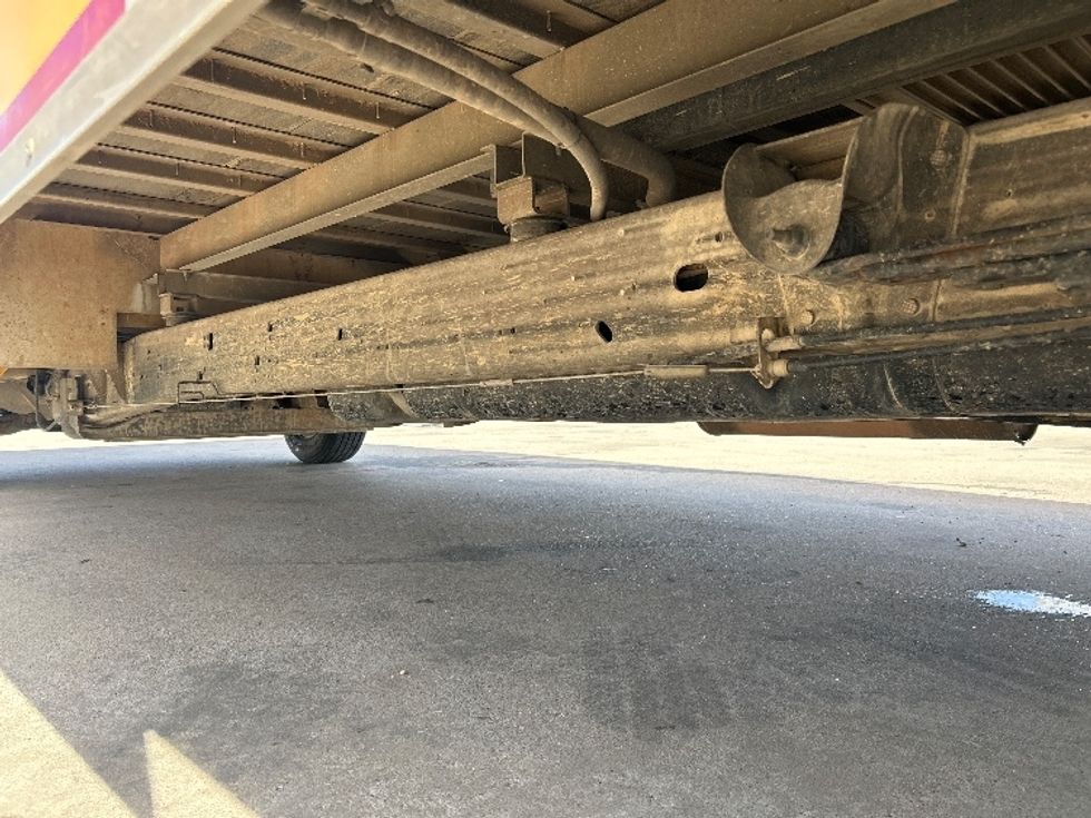 Light Duty Box Truck-Light and Medium Duty Trucks-GMC-2023-Savana G33903-Lubbock-TX-120,204\n\t\tmiles-$ 26,000 - Image 5