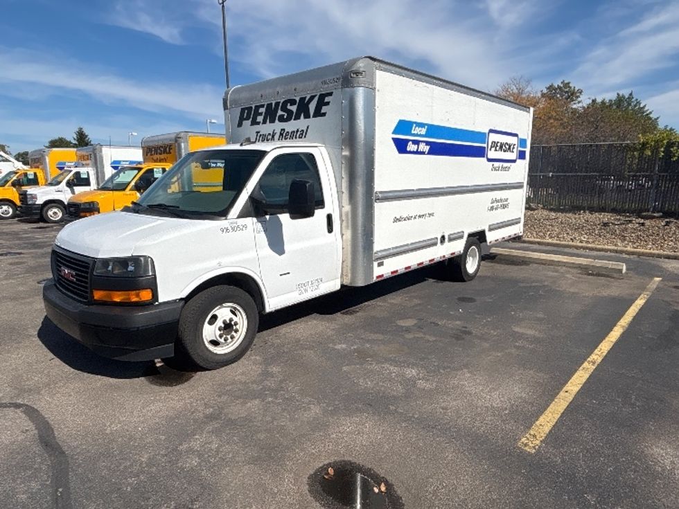 Light Duty Box Truck-Light and Medium Duty Trucks-GMC-2023-Savana G33903-Middlefield-OH-103,017\n\t\tmiles-$ 35,000 - Image 1
