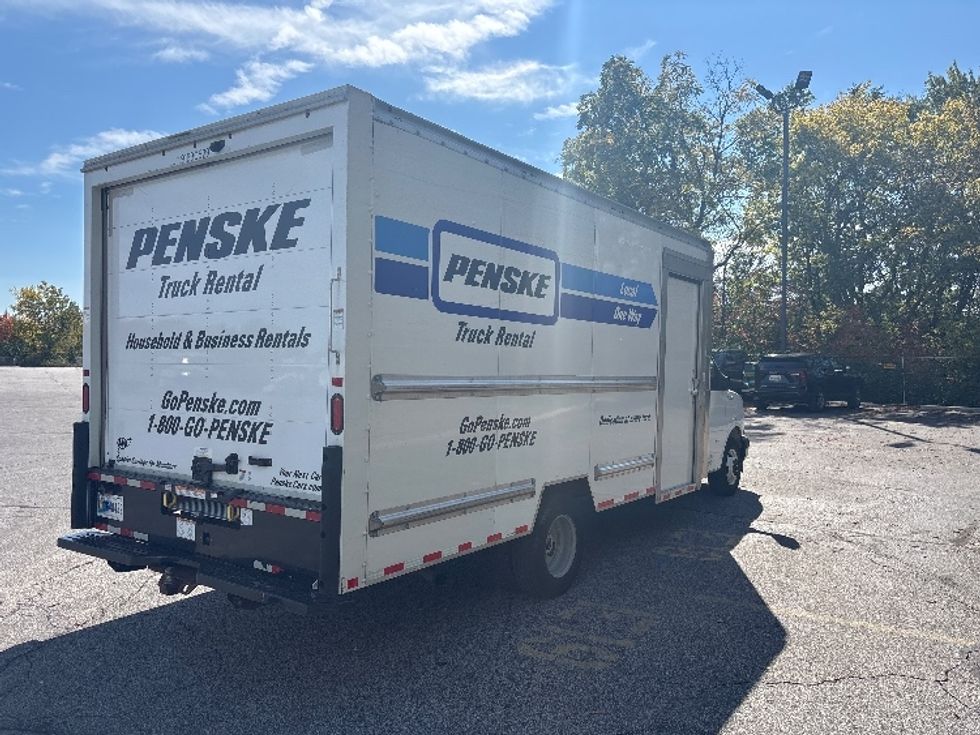 Light Duty Box Truck-Light and Medium Duty Trucks-GMC-2023-Savana G33903-Middlefield-OH-103,017\n\t\tmiles-$ 35,000 - Image 12