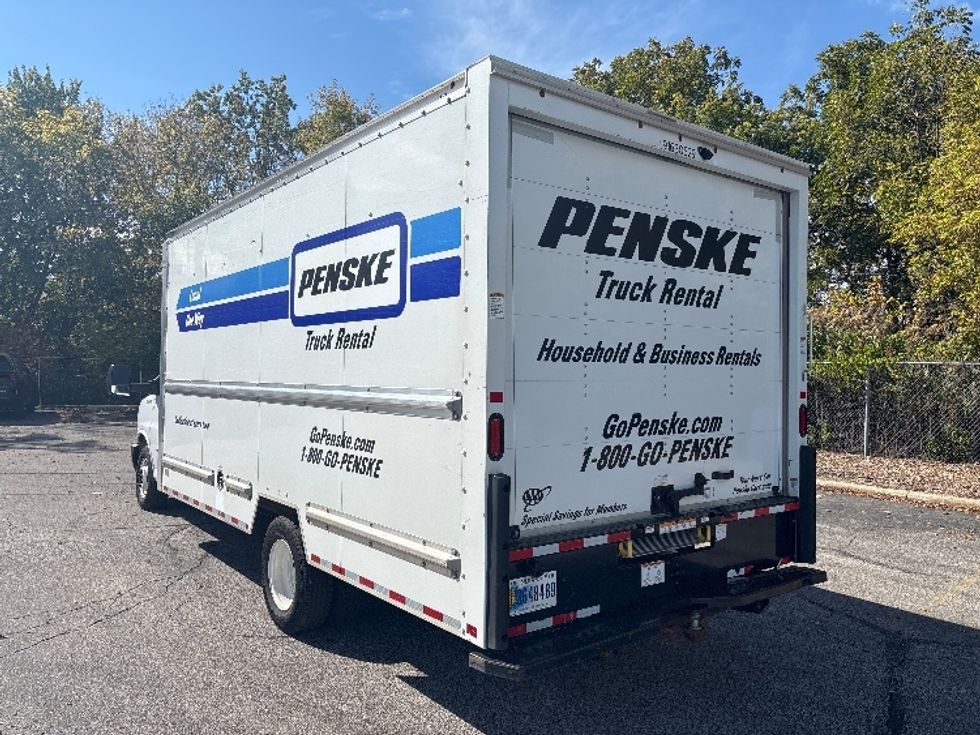 Light Duty Box Truck-Light and Medium Duty Trucks-GMC-2023-Savana G33903-Middlefield-OH-103,017\n\t\tmiles-$ 35,000 - Image 6