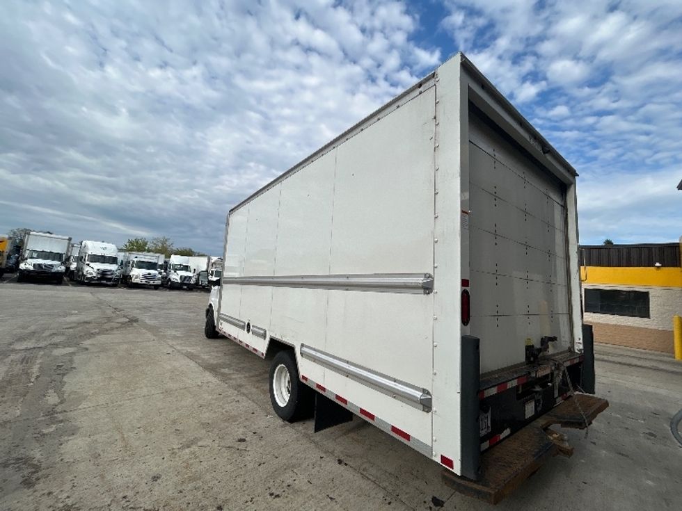 Light Duty Box Truck-Light and Medium Duty Trucks-GMC-2023-Savana G33903-Middlefield-OH-124,100\n\t\tmiles-$ 27,000 - Image 6