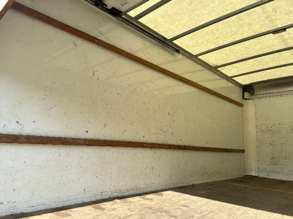 Light Duty Box Truck-Light and Medium Duty Trucks-GMC-2023-Savana G33903-Middlefield-OH-132,365\n\t\tmiles-$ 28,750 - Image 11