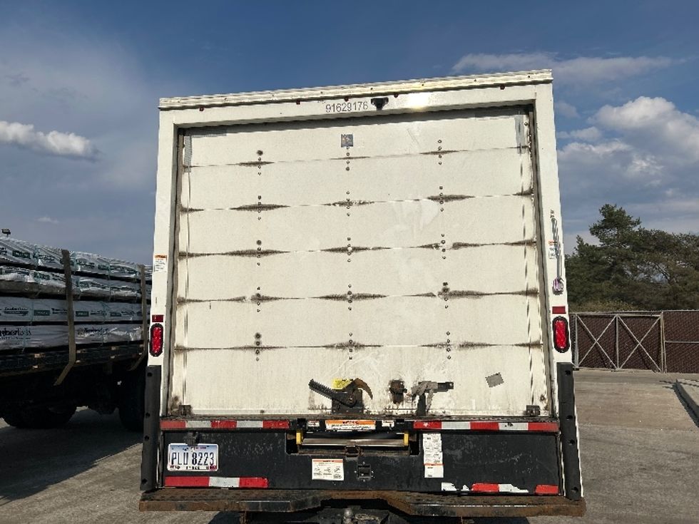 Light Duty Box Truck-Light and Medium Duty Trucks-GMC-2023-Savana G33903-Middlefield-OH-132,365\n\t\tmiles-$ 28,750 - Image 7