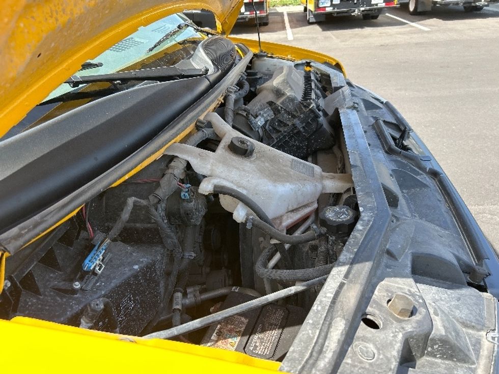 Light Duty Box Truck-Light and Medium Duty Trucks-GMC-2023-Savana G33903-Ocala-FL-54,642\n\t\tmiles-$ 40,250 - Image 23