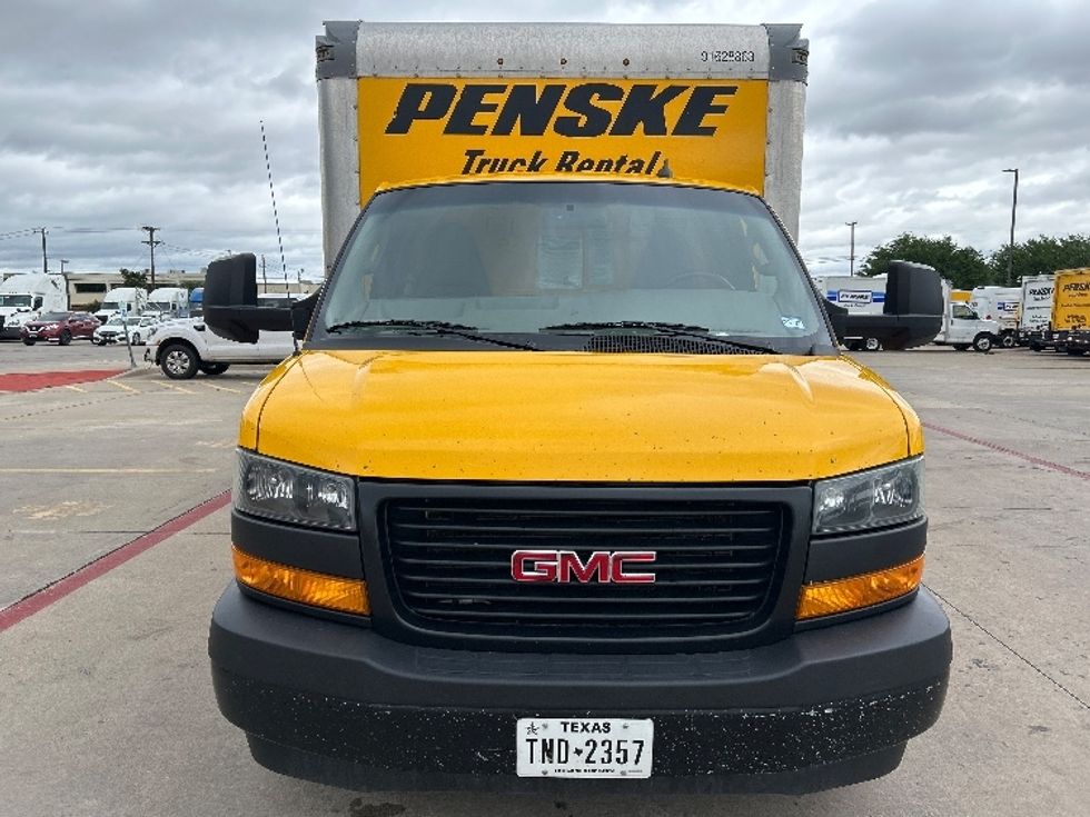 Light Duty Box Truck-Light and Medium Duty Trucks-GMC-2023-Savana G33903-Odessa-TX-157,344\n\t\tmiles-$ 19,750 - Image 2