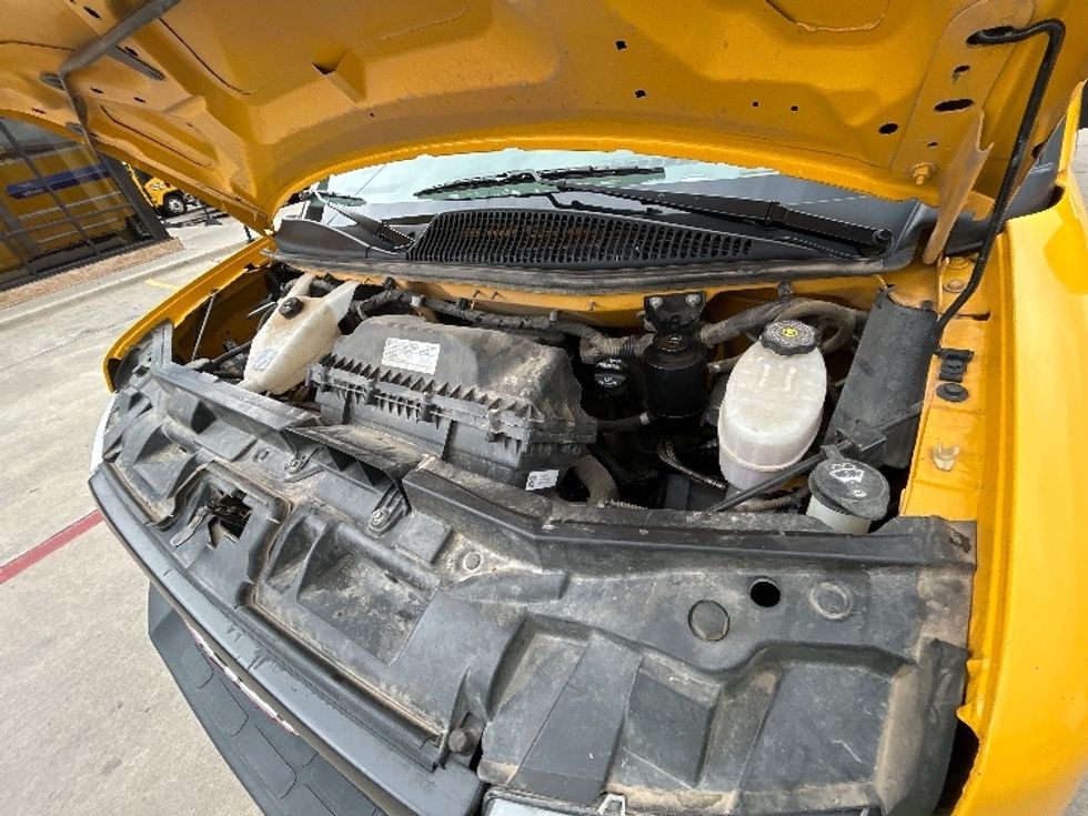 Light Duty Box Truck-Light and Medium Duty Trucks-GMC-2023-Savana G33903-Odessa-TX-157,344\n\t\tmiles-$ 19,750 - Image 24