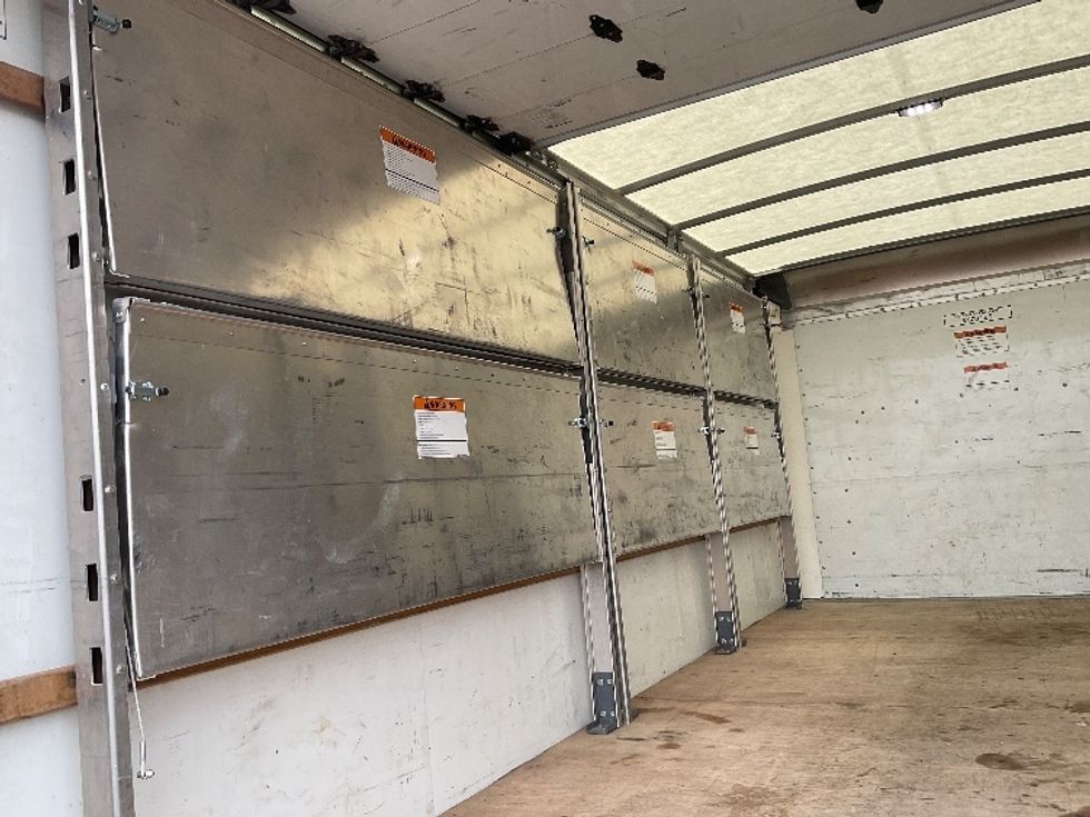 Light Duty Box Truck-Light and Medium Duty Trucks-GMC-2023-Savana G33903-Oklahoma City-OK-49,873\n\t\tmiles-$ 44,000 - Image 22