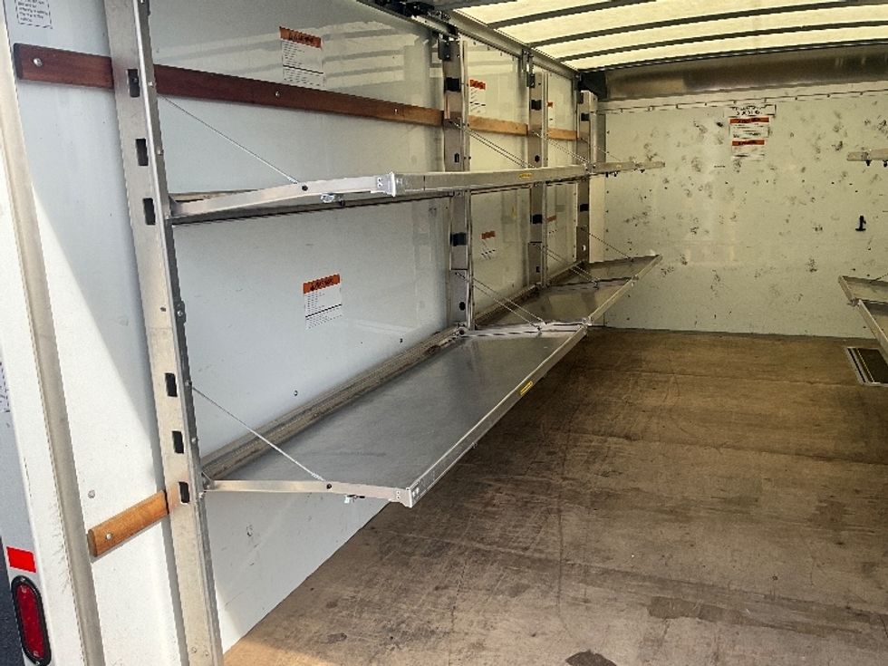 Light Duty Box Truck-Light and Medium Duty Trucks-GMC-2023-Savana G33903-Pasco-WA-56,739\n\t\tmiles-$ 41,000 - Image 11