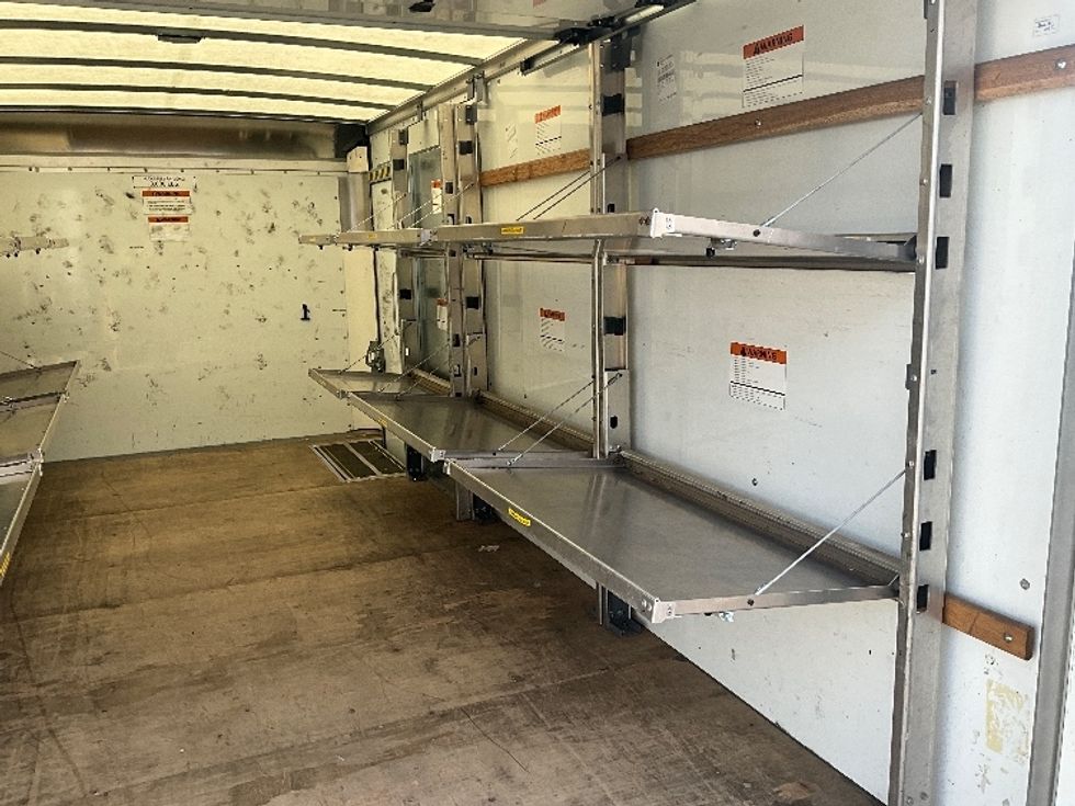 Light Duty Box Truck-Light and Medium Duty Trucks-GMC-2023-Savana G33903-Pasco-WA-56,739\n\t\tmiles-$ 41,000 - Image 12