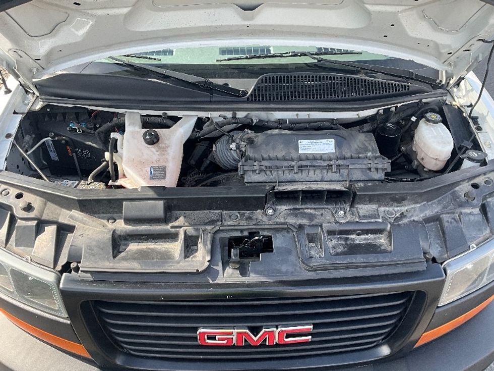 Light Duty Box Truck-Light and Medium Duty Trucks-GMC-2023-Savana G33903-Pasco-WA-56,739\n\t\tmiles-$ 41,000 - Image 23