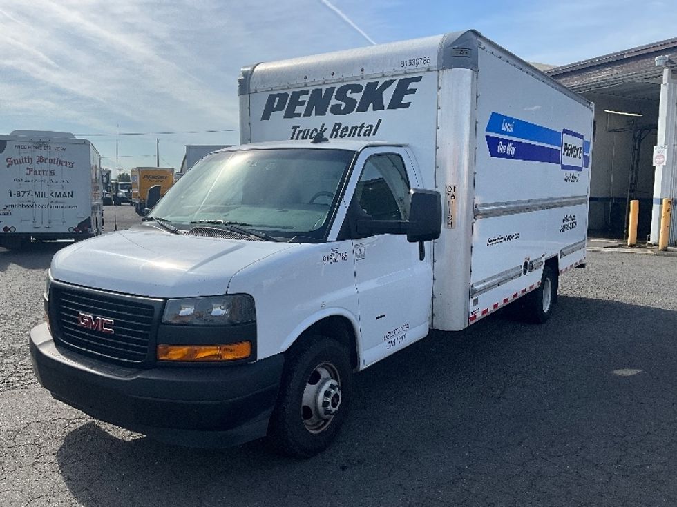 Light Duty Box Truck-Light and Medium Duty Trucks-GMC-2023-Savana G33903-Pasco-WA-56,739\n\t\tmiles-$ 41,000 - Image 3
