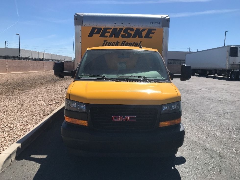 Light Duty Box Truck-Light and Medium Duty Trucks-GMC-2023-Savana G33903-Phoenix-AZ-28,988\n\t\tmiles-$ 37,500 - Image 2
