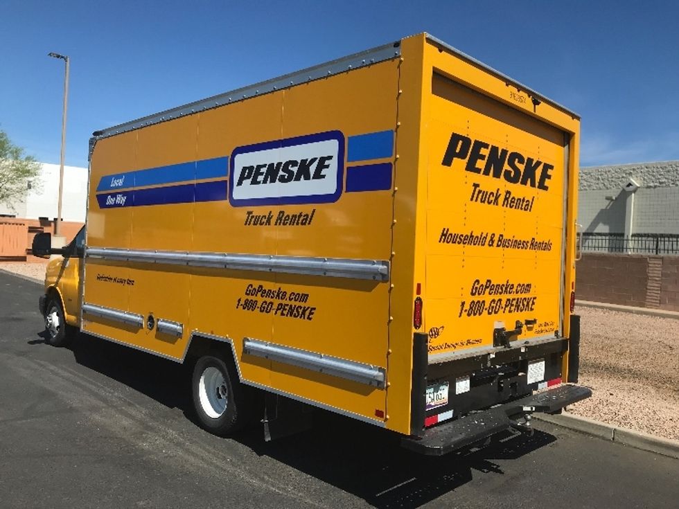 Light Duty Box Truck-Light and Medium Duty Trucks-GMC-2023-Savana G33903-Phoenix-AZ-37,858\n\t\tmiles-$ 36,500 - Image 6