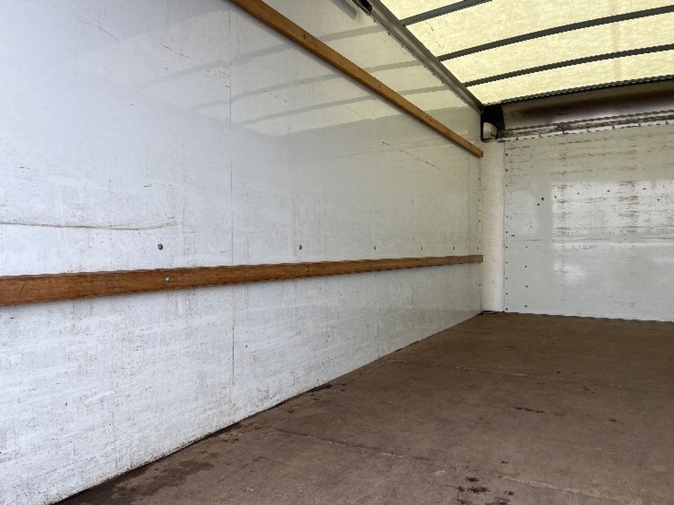 Light Duty Box Truck-Light and Medium Duty Trucks-GMC-2023-Savana G33903-Romulus-MI-101,956\n\t\tmiles-$ 32,500 - Image 10