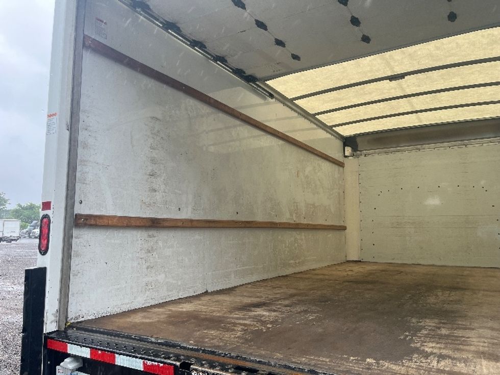 Light Duty Box Truck-Light and Medium Duty Trucks-GMC-2023-Savana G33903-Springfield-MA-73,444\n\t\tmiles-$ 35,000 - Image 11