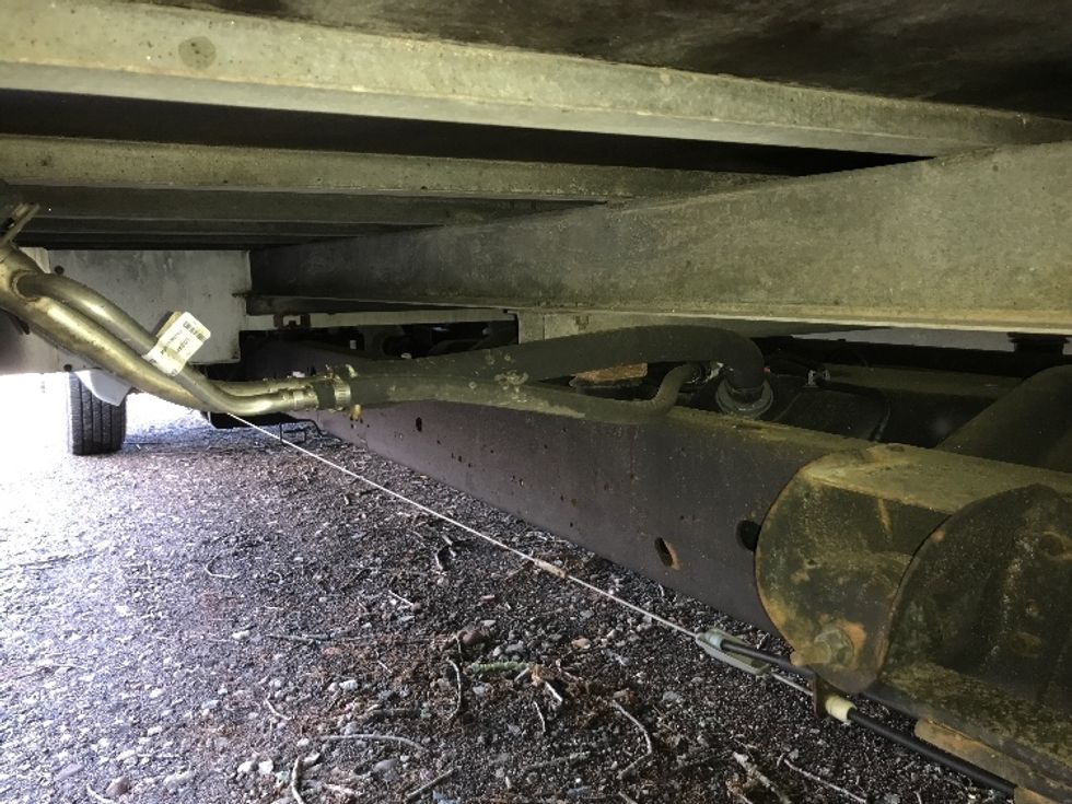 Light Duty Box Truck-Light and Medium Duty Trucks-GMC-2023-Savana G33903-Springfield-MA-73,444\n\t\tmiles-$ 35,000 - Image 5
