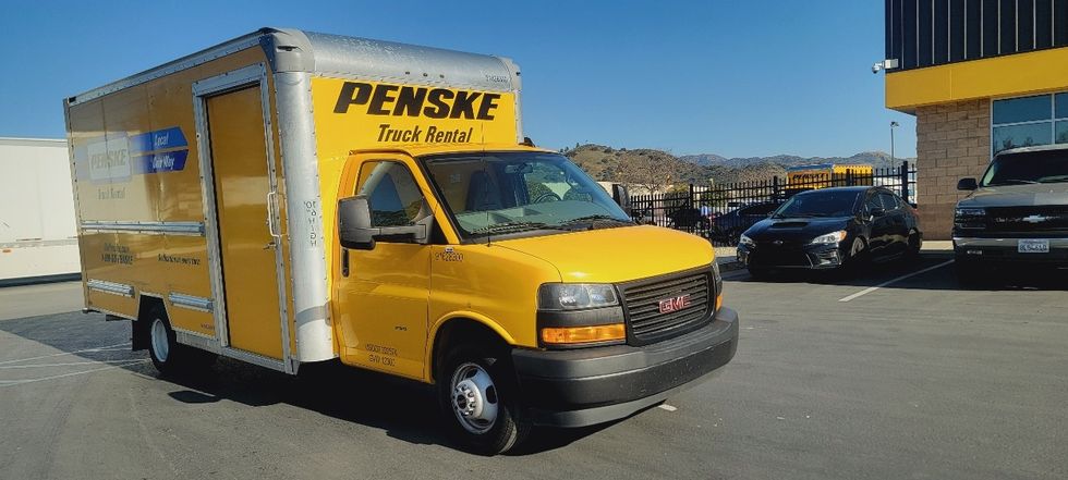 Light Duty Box Truck-Light and Medium Duty Trucks-GMC-2023-Savana G33903-Torrance-CA-36,373\n\t\tmiles-$ 46,000 - Image 1