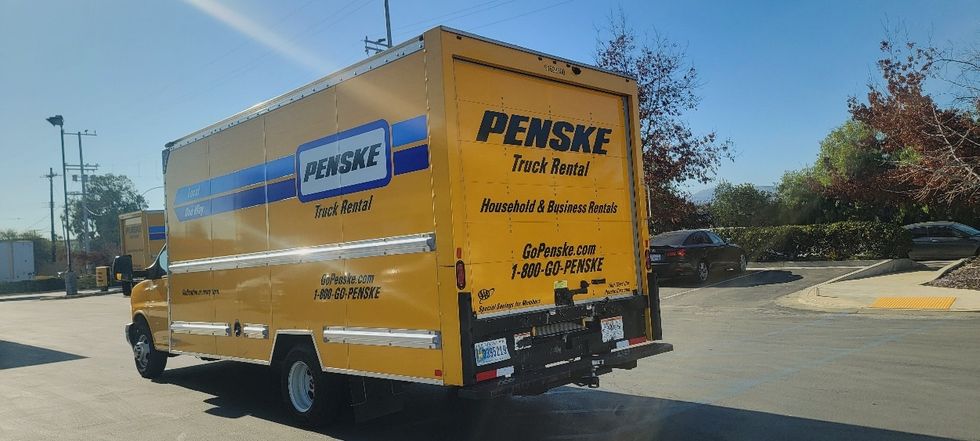 Light Duty Box Truck-Light and Medium Duty Trucks-GMC-2023-Savana G33903-Torrance-CA-36,373\n\t\tmiles-$ 46,000 - Image 6