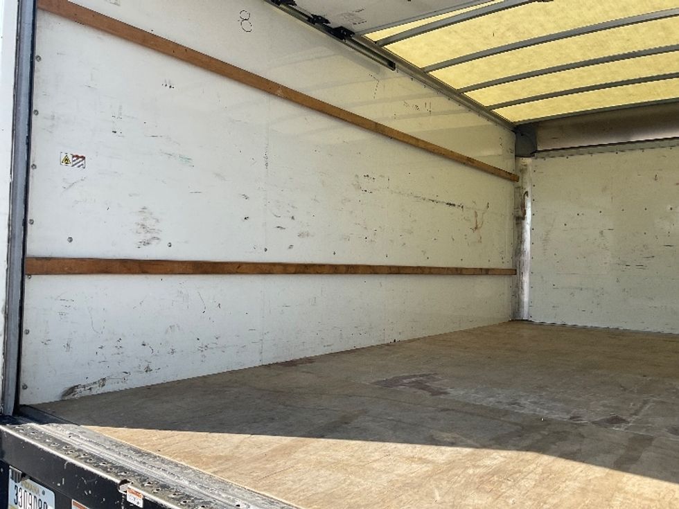 Light Duty Box Truck-Light and Medium Duty Trucks-GMC-2023-Savana G33903-Tulsa-OK-104,333\n\t\tmiles-$ 32,000 - Image 11