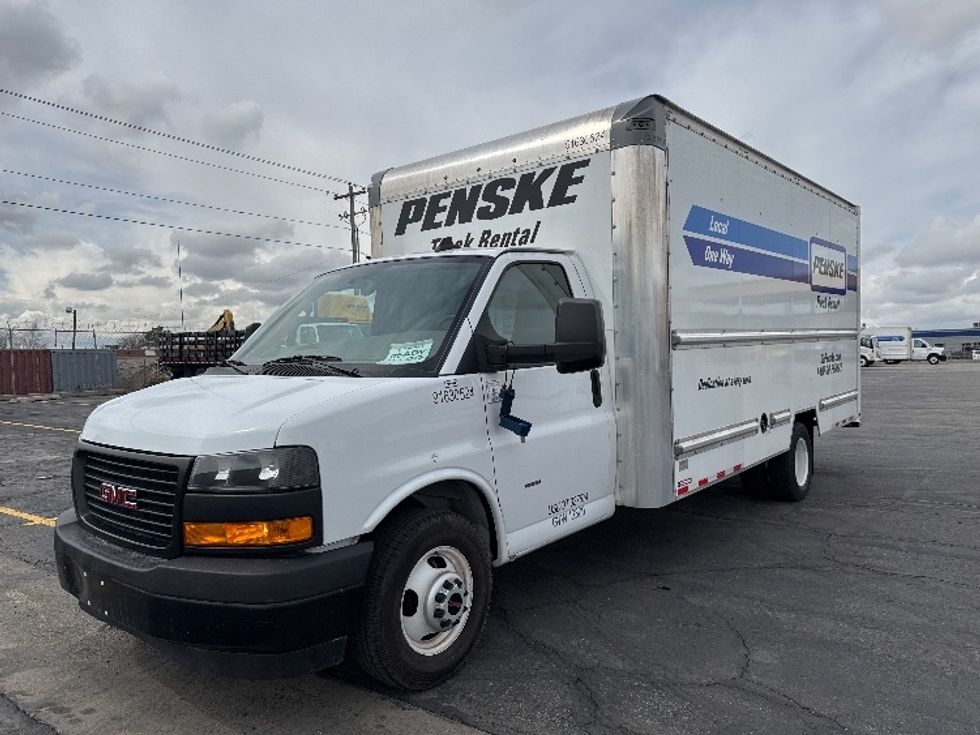 Light Duty Box Truck-Light and Medium Duty Trucks-GMC-2023-Savana G33903-West Valley City-UT-32,696\n\t\tmiles-$ 50,500 - Image 3