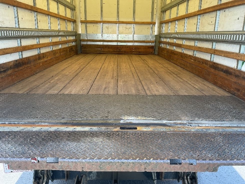 Light Duty Box Truck-Light and Medium Duty Trucks-Hino-2017-155-Greeley-CO-73,835\n\t\tmiles-$ 38,500 - Image 10