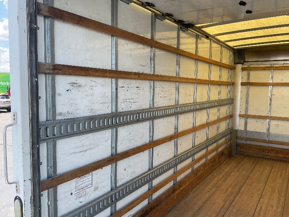 Light Duty Box Truck-Light and Medium Duty Trucks-Hino-2017-155-Greeley-CO-73,835\n\t\tmiles-$ 38,500 - Image 11